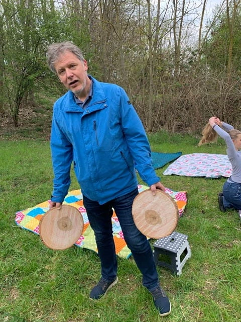 Frisch gesägte Baumscheiben